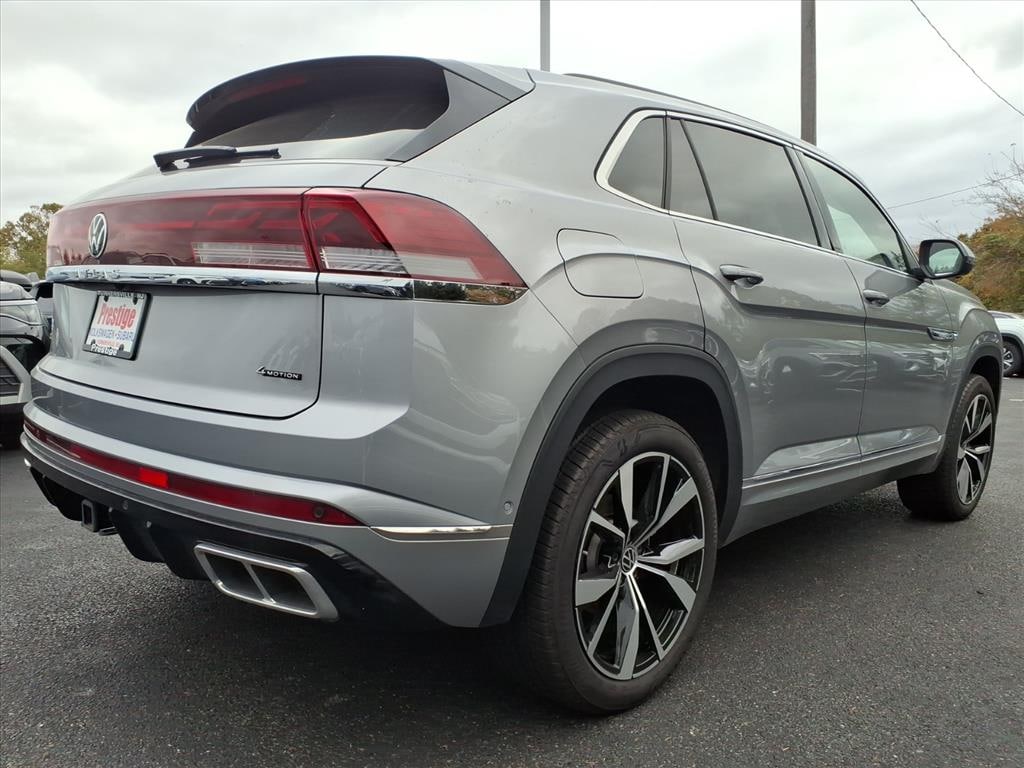 New 2025 Volkswagen Atlas Cross Sport 2.0T SEL Premium R-Line SUV