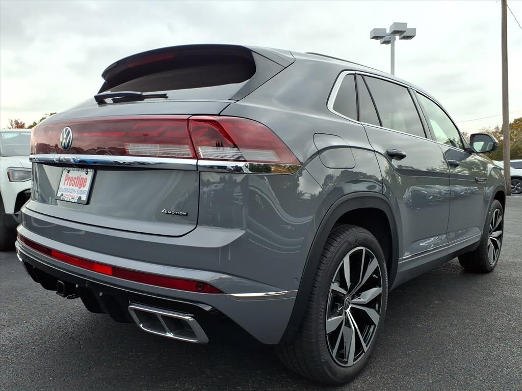 New 2026 Volkswagen Atlas Cross Sport 2.0T SEL Premium R-Line SUV