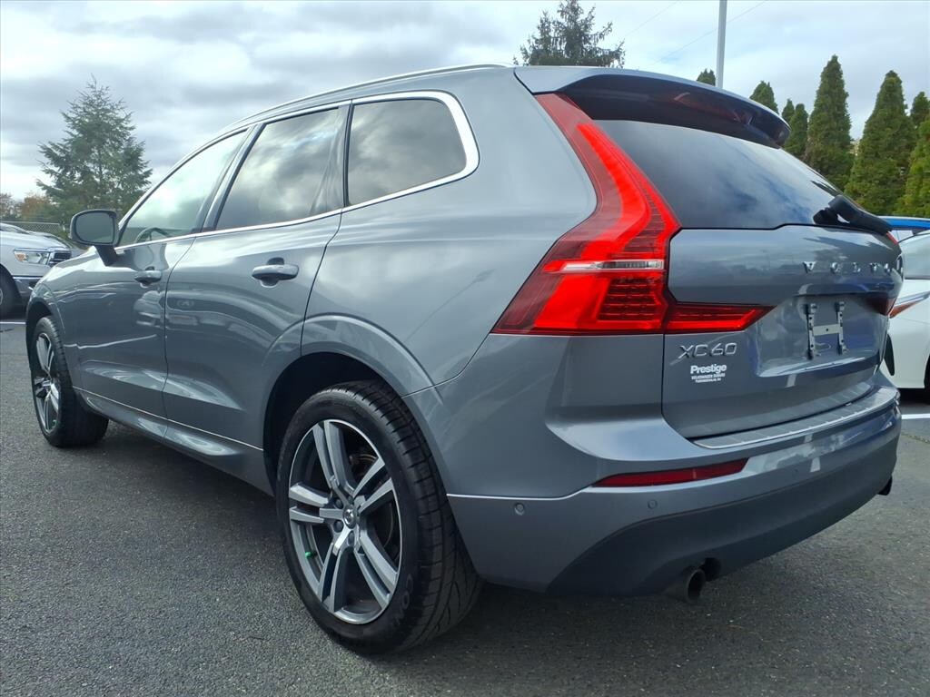Used 2018 Volvo XC60 T5 Momentum SUV