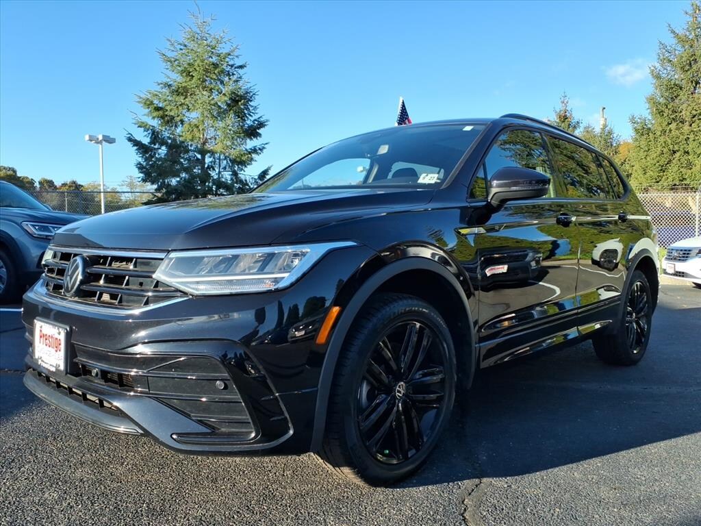 Used 2022 Volkswagen Tiguan 2.0T SE R-Line Black SUV