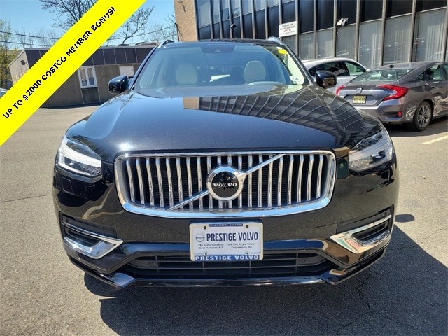 Used 2021 Volvo XC90 Inscription Expression with VIN YV4BR0CK1M1737992 for sale in Englewood, NJ