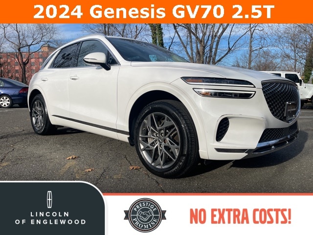 2024 GENESIS GV70 Standard's photo