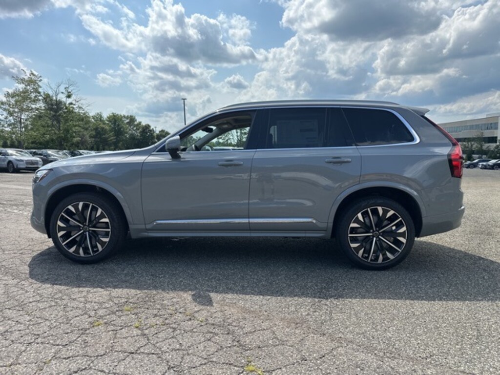 New 2026 Volvo XC90 B6 Plus 7-Seater SUV