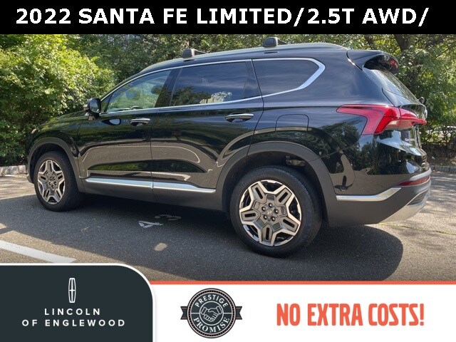 2022 Hyundai Santa Fe Limited photo 2