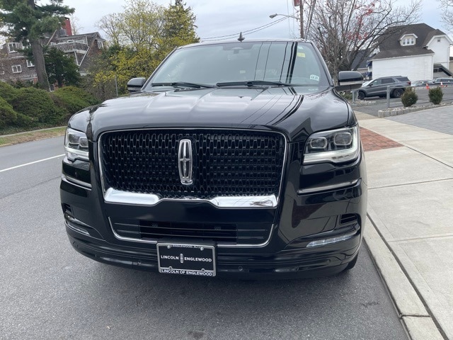 Used 2022 Lincoln Navigator Reserve with VIN 5LMJJ2LT1NEL17002 for sale in Englewood, NJ