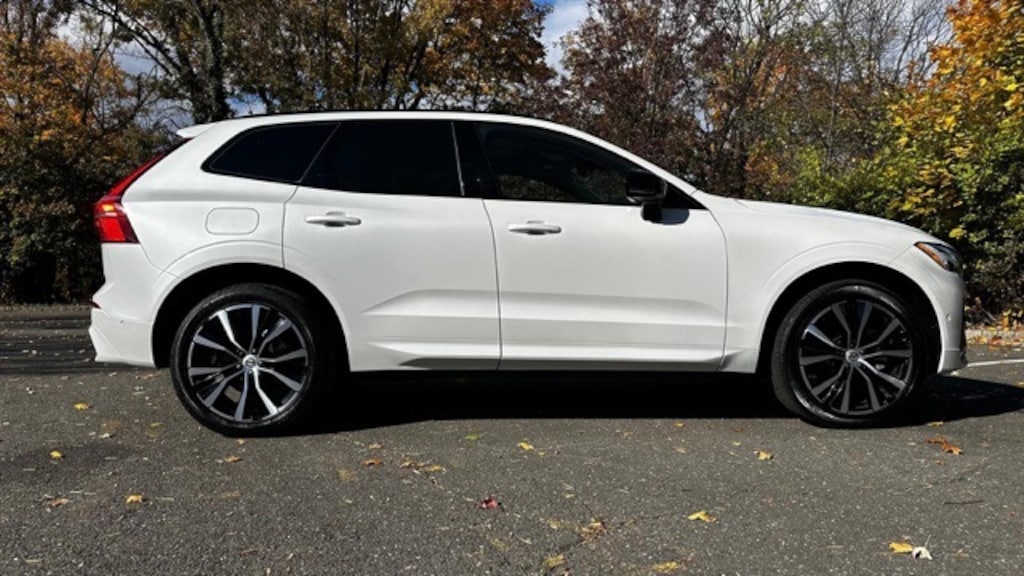 Certified 2025 Volvo XC60 B5 Plus SUV