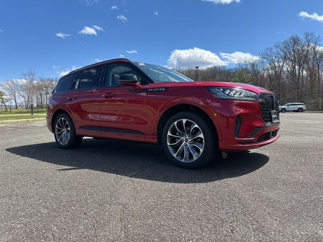 2025 Lincoln Aviator Premiere AWD's photo