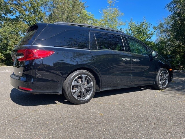 2023 Honda Odyssey Elite photo 3