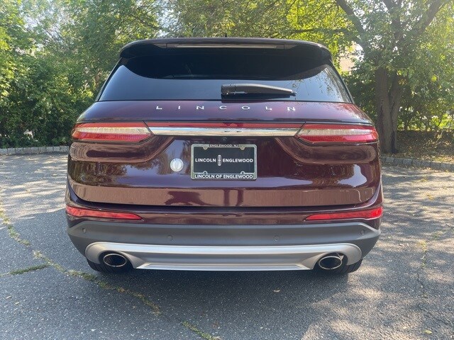 2021 Lincoln Corsair Standard photo 4