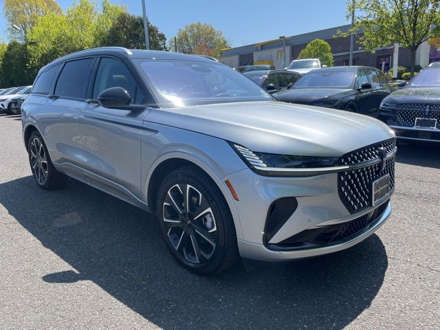 2025 Lincoln Nautilus Reserve AWD's photo