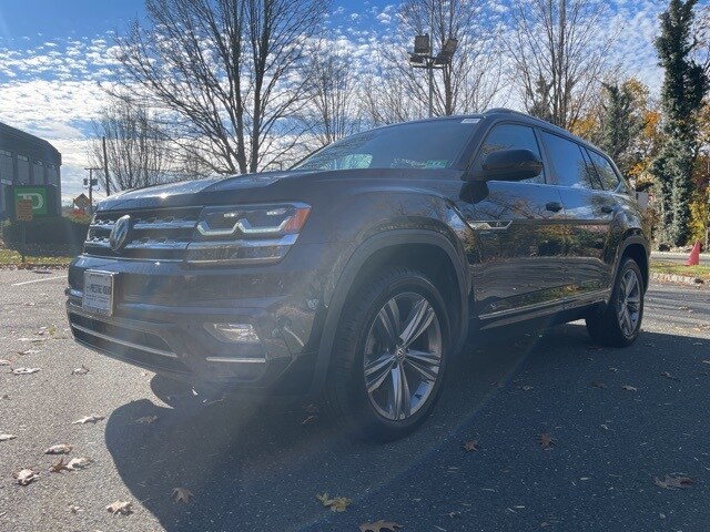 2018 Volkswagen Atlas V6 SE Technology photo 3