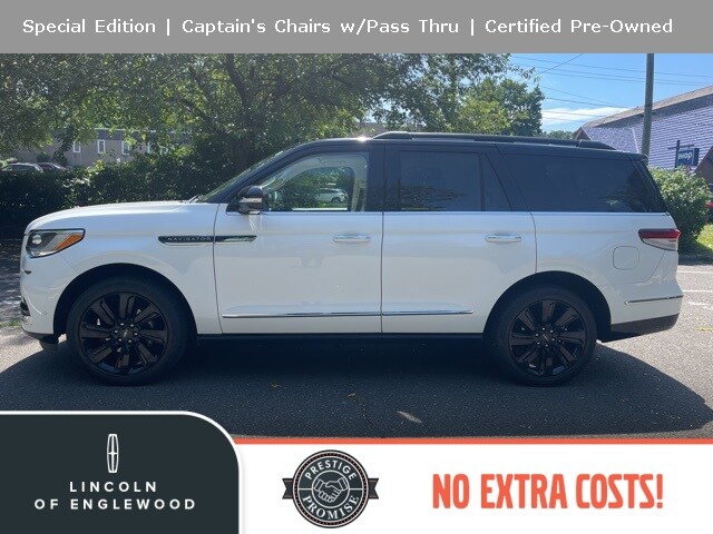 2022 Lincoln Navigator Black Label photo 4