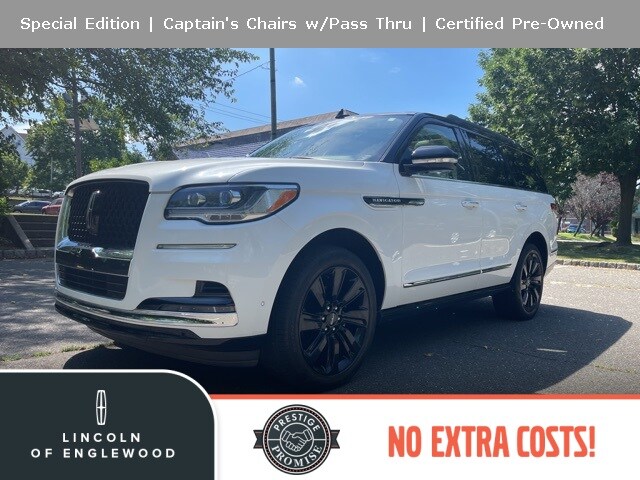 2022 Lincoln Navigator Black Label photo 3