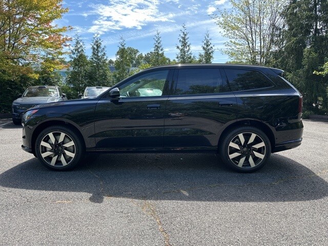 2025 Volvo EX90 Twin Motor Plus photo 4