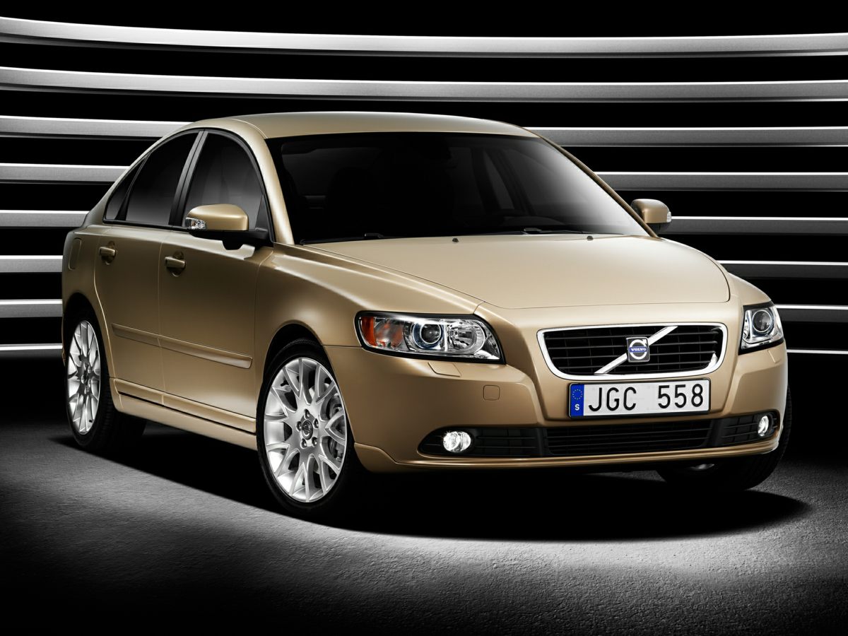 2010 Volvo S40 2.4i