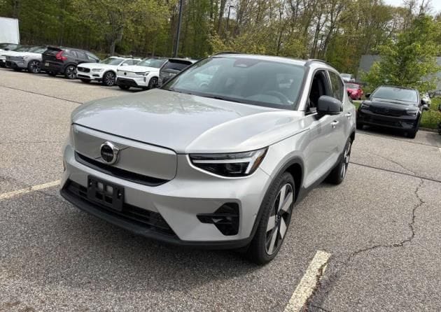 Used 2024 Volvo XC40 Plus with VIN YV4ER3XL0R2272981 for sale in East Hanover, NJ