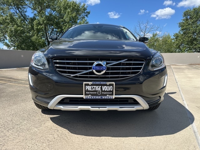 Used 2017 Volvo XC60 T5 Dynamic with VIN YV440MRR9H2122377 for sale in East Hanover, NJ