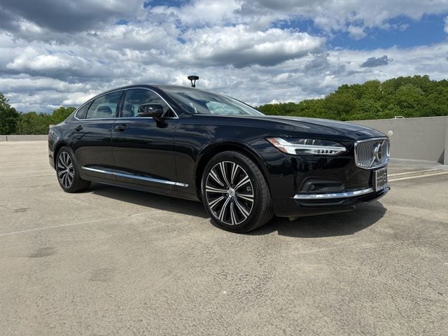2025 Volvo S90 B6 Plus Bright AWD's photo