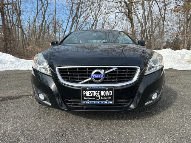 Used 2013 Volvo C70 T5 with VIN YV1672MC6DJ136469 for sale in East Hanover, NJ