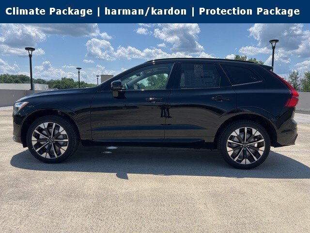 2026 Volvo XC60 B5 Plus photo 3