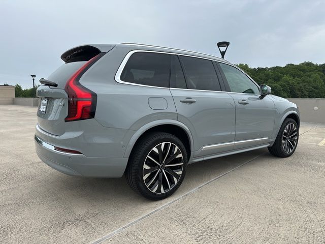 2026 Volvo XC90 Plus - Photo 8