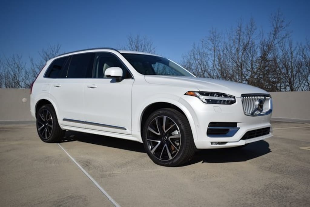 New 2025 Volvo XC90 B6 Plus 7-Seater