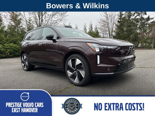 2025 Volvo EX90 Twin Motor Performance Ultra 6-Seater's photo