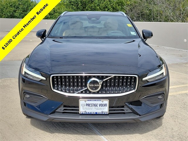 Certified 2023 Volvo V60 Cross Country Ultimate with VIN YV4L12WC1P2107433 for sale in East Hanover, NJ