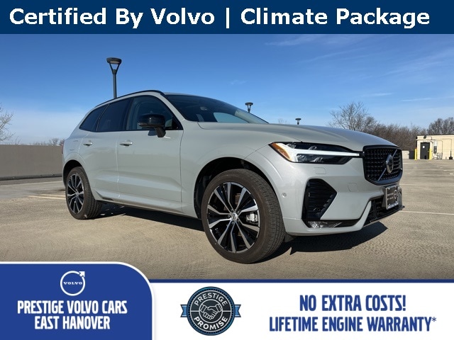 2025 Volvo XC60 Plus's photo