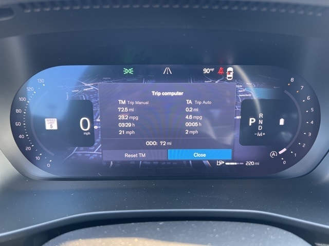 2026 Volvo XC40 Core photo 5