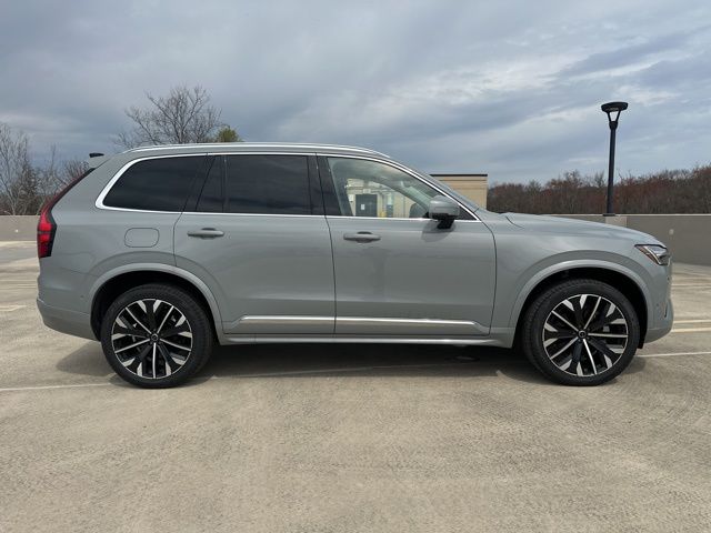 2026 Volvo XC90 Plus - Photo 9