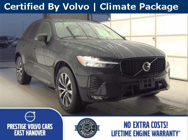 2025 Volvo XC60 Core's photo