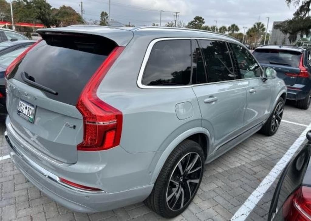 Certified 2025 Volvo XC90 B6 Plus 7-Seater SUV