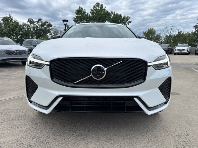 New 2027 Volvo XC60 B5 Ultra SUV