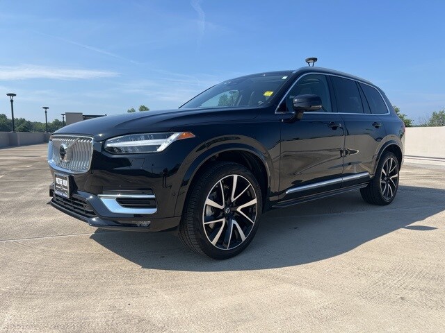 2024 Volvo XC90 Ultimate photo 2