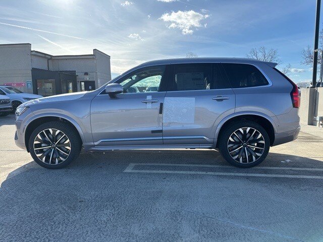 2026 Volvo XC90 Plus photo 3