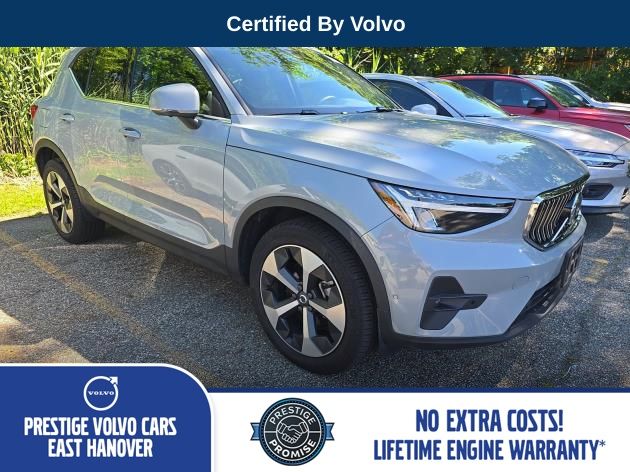 2025 Volvo Xc40