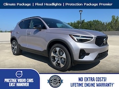 2026 Volvo XC40 B5 Plus SUV