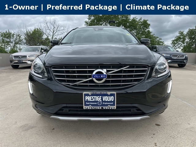Used 2017 Volvo XC60 T5 Inscription with VIN YV440MRU0H2039425 for sale in East Hanover, NJ