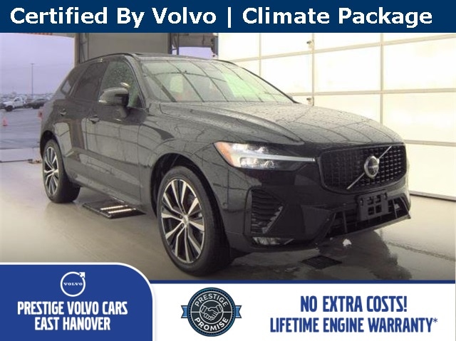 2025 Volvo XC60 Plus's photo