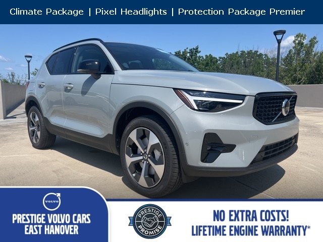 2026 Volvo XC40 Plus's photo