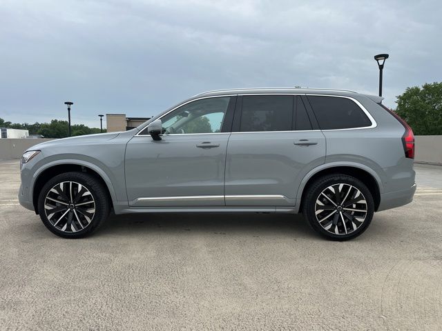 2026 Volvo XC90 Plus - Photo 4