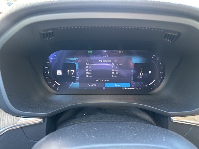 2026 Volvo XC60 B5 Core photo 4