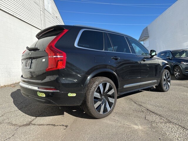 2024 Volvo XC90 Recharge T8 Plus photo 3
