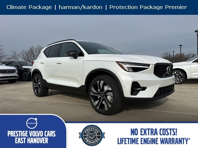2026 Volvo XC40 Plus's photo