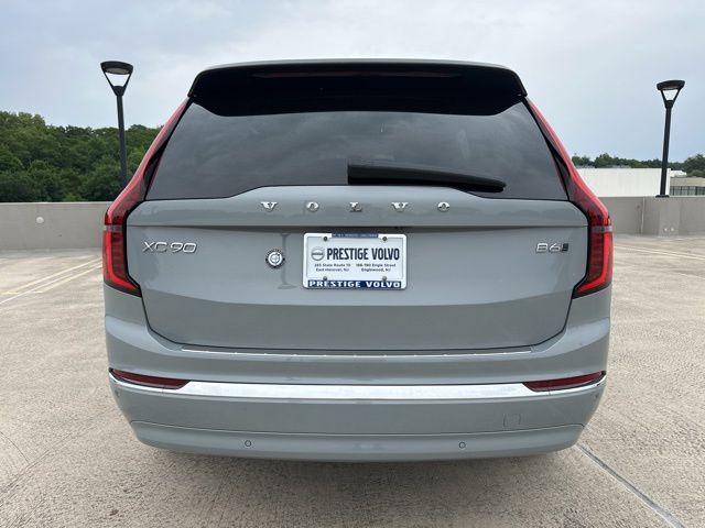 2026 Volvo XC90 Plus - Photo 6