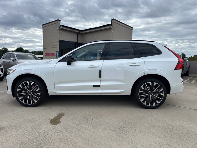 New 2027 Volvo XC60 B5 Ultra SUV