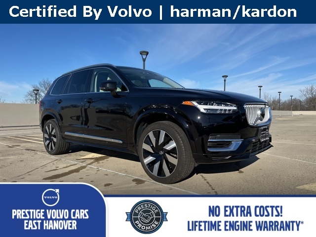 2024 Volvo XC90 Plus's photo