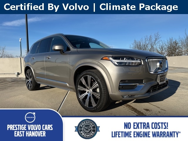 2022 Volvo XC90 Inscription's photo
