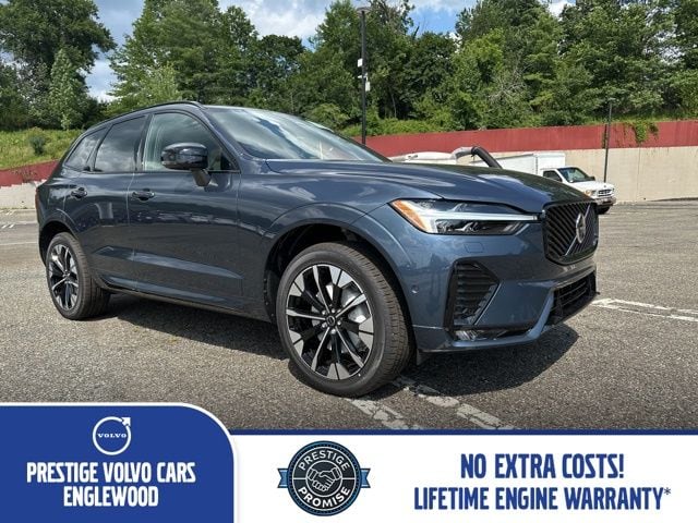 2026 Volvo XC60 B5 Plus Dark AWD's photo